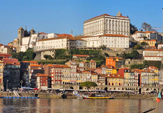 Ribeira wzdłuż brzegów rzeki Douro