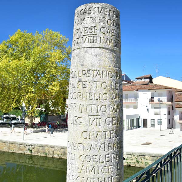 Il Padrão dos Povos sul Ponte de Trajano a Chaves