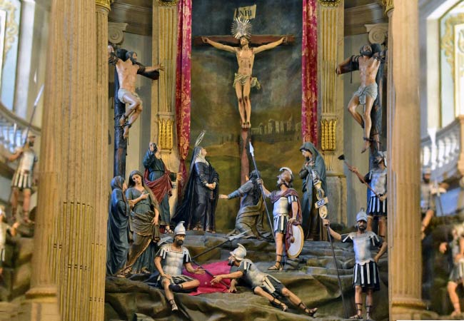 Crucifixion altarpiece