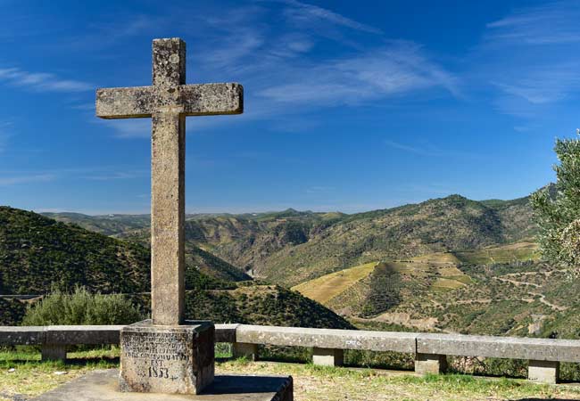 Miradouro de São Salvador do Mundoview