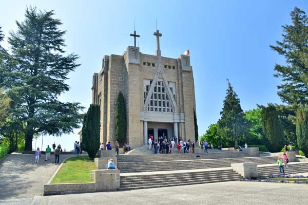 Santuário da Penha Guimarães church