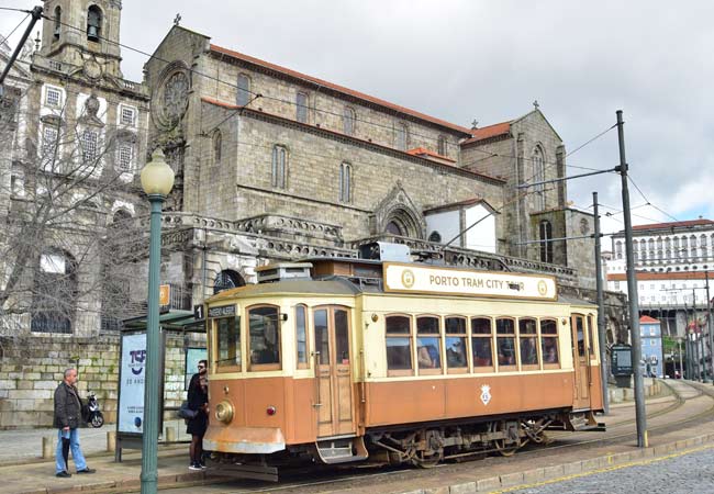 Le tramway  de Porto
