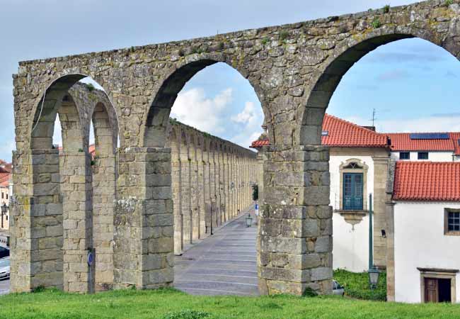 Aqueduto de Santa Clara