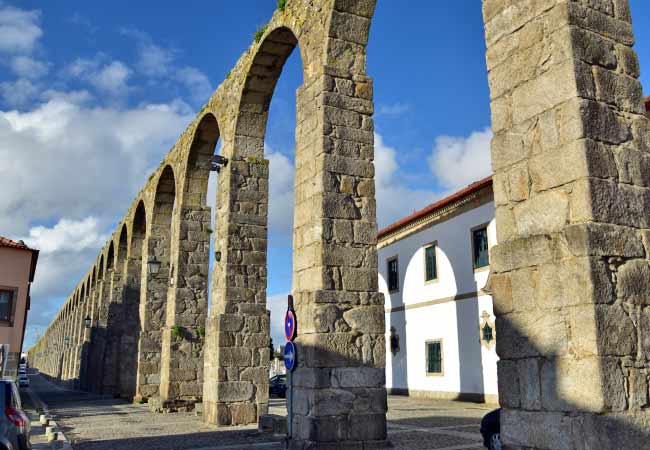 Aqueduto de Santa Clara