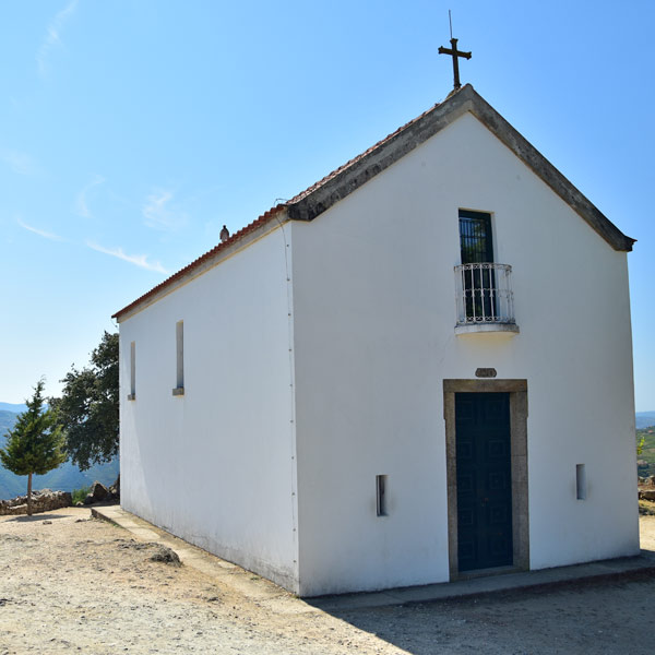 chapel  São Leonardo de Galafura 